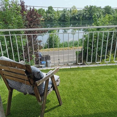 La Rive Du Doubs - 2 Chambres - 5 Pers - 56, Chemin Du Canal Du Rhone Au Rhin Ντολ Εξωτερικό φωτογραφία